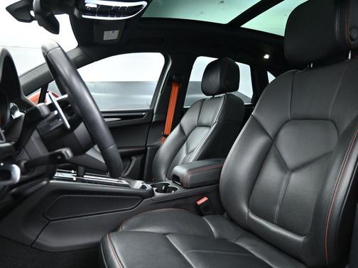 2024 Porsche Macan S