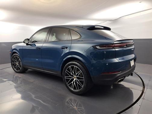 2024 Porsche Cayenne AWD
