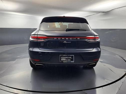 2021 Porsche Macan Base