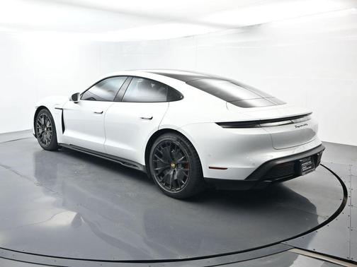Carrara White Metallic 2022 Porsche Taycan GTS