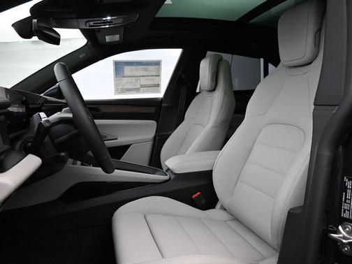 2026 Porsche Macan 4S