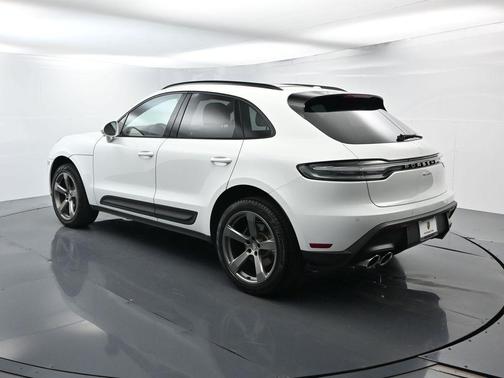 2024 Porsche Macan