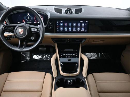 2024 Porsche Cayenne AWD