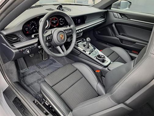 2024 Porsche 911 Carrera T
