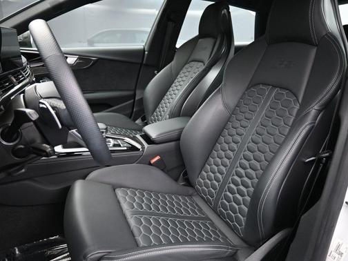 2023 Audi RS 5 2.9T