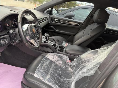 2023 Porsche Cayenne GTS