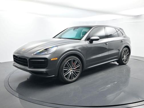 2023 Porsche Cayenne GTS