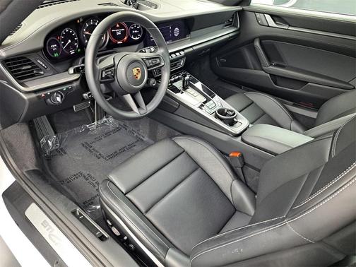2023 Porsche 911 Carrera S