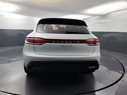 2024 Porsche Macan S