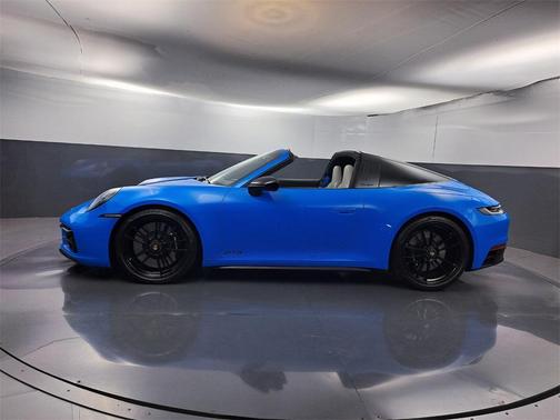 2024 Porsche 911 Targa 4 GTS