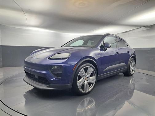 2024 Porsche Macan Electric 4