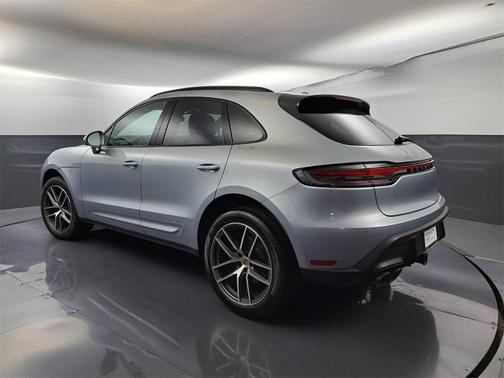 2023 Porsche Macan