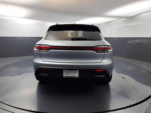 2023 Porsche Macan
