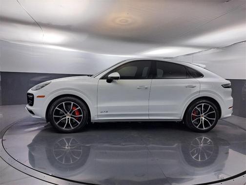 2023 Porsche Cayenne GTS