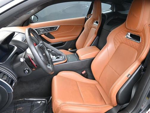 2022 Jaguar F-TYPE R