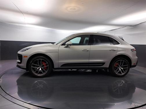 2022 Porsche Macan S