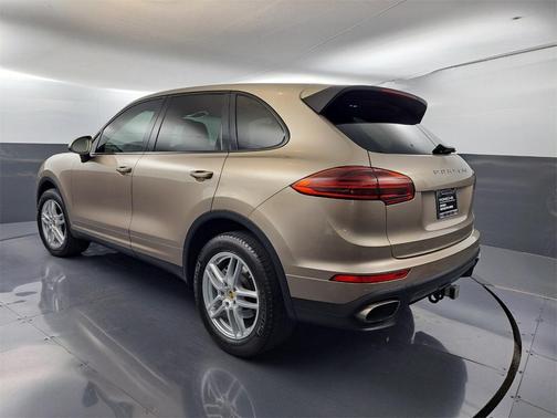 2016 Porsche Cayenne Base