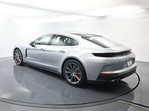 2025 Porsche Panamera 4S