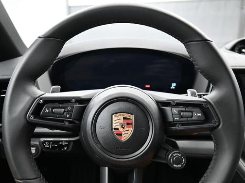 2025 Porsche Panamera 4S