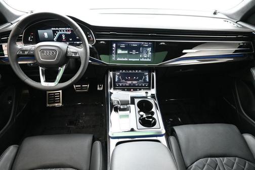 Mythos Black Metallic 2023 Audi SQ8 4.0T Prestige