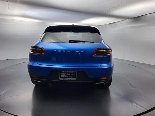 2017 Porsche Macan Base