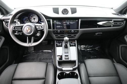 Carrara White 2026 Porsche Macan S