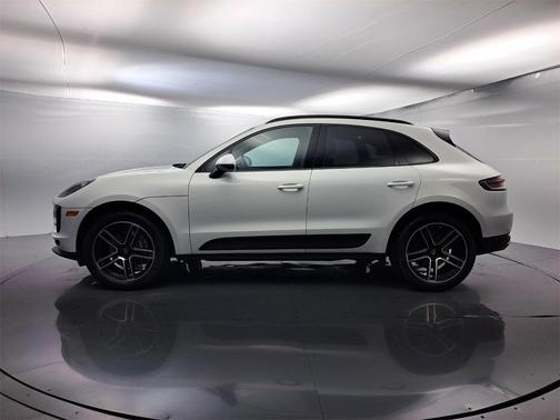 2021 Porsche Macan Base