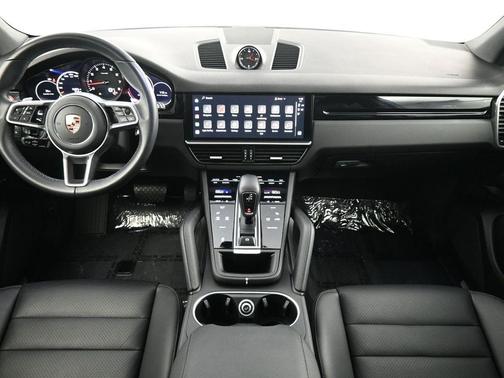 2023 Porsche Cayenne Base (Tiptronic)