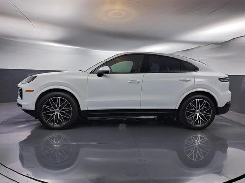 2024 Porsche Cayenne AWD