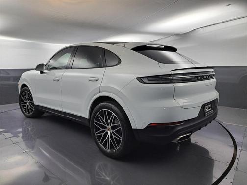 2024 Porsche Cayenne AWD