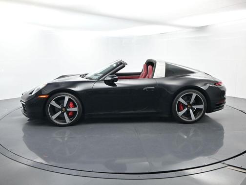 2022 Porsche 911 Targa 4S