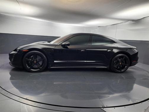 2021 Porsche Taycan Turbo S