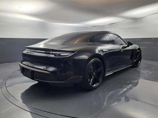 2021 Porsche Taycan Turbo S