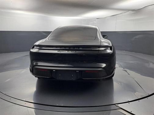 2021 Porsche Taycan Turbo S