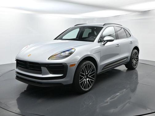 2024 Porsche Macan Base (PDK)