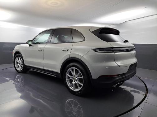 2024 Porsche Cayenne S
