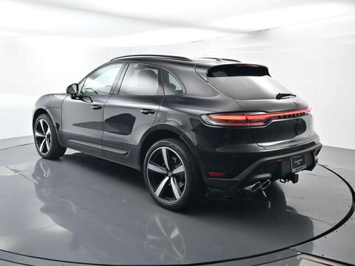 2024 Porsche Macan 