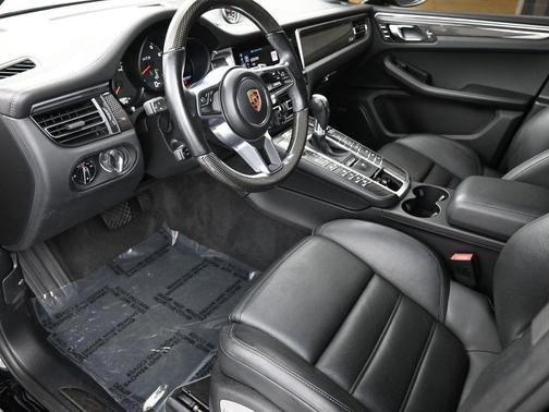 2021 Porsche Macan GTS