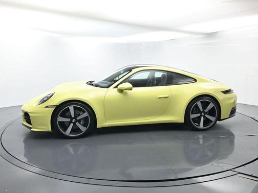 2025 Porsche 911 