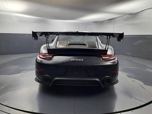 2018 Porsche 911 GT2 RS