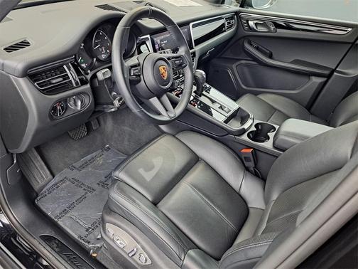 2024 Porsche Macan