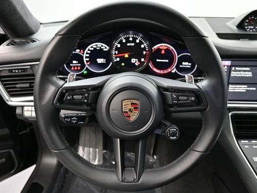 2021 Porsche Panamera GTS