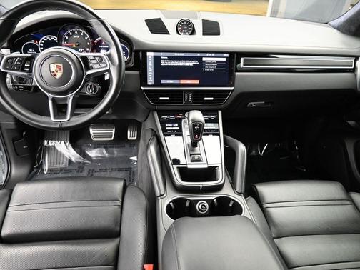 2021 Porsche Cayenne GTS