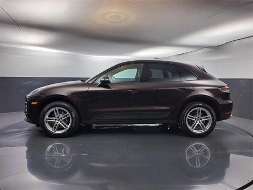 2021 Porsche Macan Base