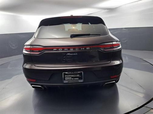 2021 Porsche Macan Base