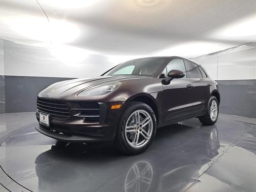 2021 Porsche Macan Base
