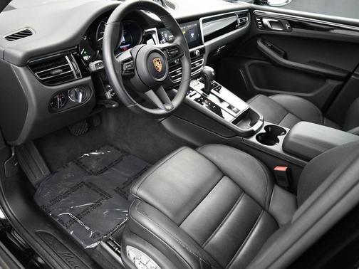 2024 Porsche Macan