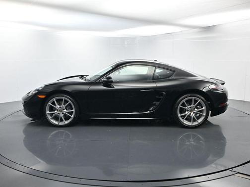 2024 Porsche 718 Cayman Style Edition