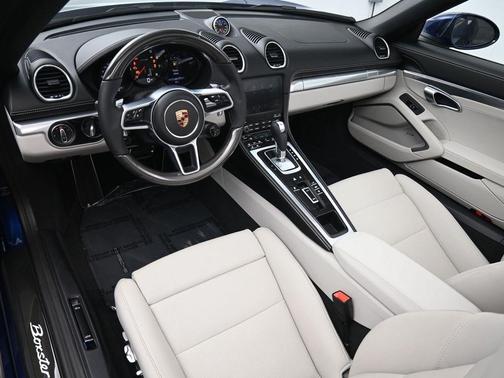 2025 Porsche 718 Boxster STYLE EDITION