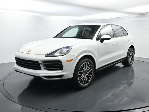 2023 Porsche Cayenne Platinum Edition